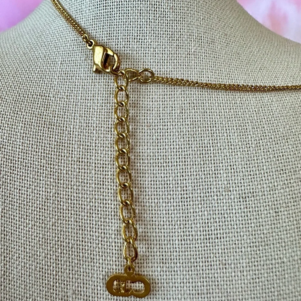 Dior Gold Saddle Pendant Necklace - Picture 6 of 8